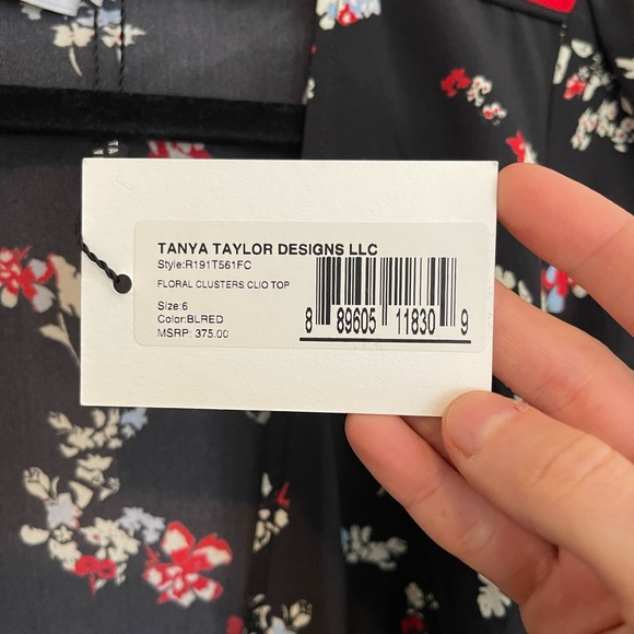 TANYA TAYLOR floral clusters clio top size: 6 100% silk - Picture 10 of 16